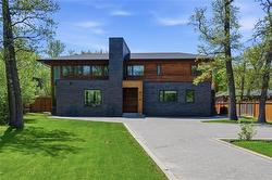 474 Wellington CR  Winnipeg, MB R3M 0B8