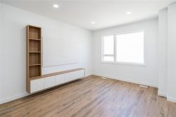 1506 Pritchard AVE  Winnipeg, MB R2X 0H5