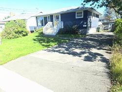 59 Lynne Drive Sydney, NS B1P 2Z7