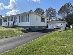 9 Hare Avenue North Sydney, NS B2A 2A9
