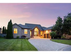 1715 KAVANAUGH Tecumseh, ON N8N 4R3