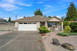 575 Panorama Pl Parksville, BC V9P 1A4