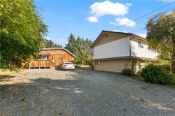 1818 Sachts Rd Sayward, BC V0P 1R0