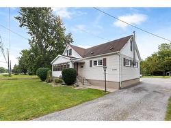 2585 Bouffard Road Lasalle, ON N9H 1V9