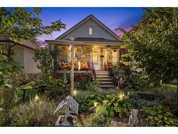 1535 MOY Avenue Windsor, ON N8X 1J4