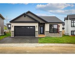 35 Thomston Avenue Conception Bay South, NL A1B 3P8