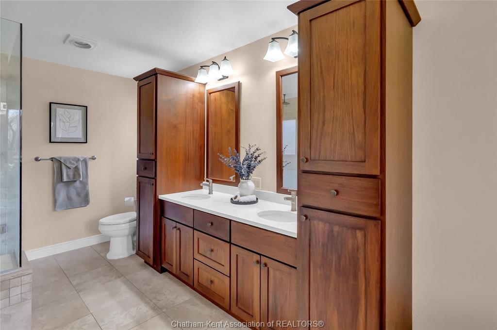 27 Cramar Crescent, Chatham, ON