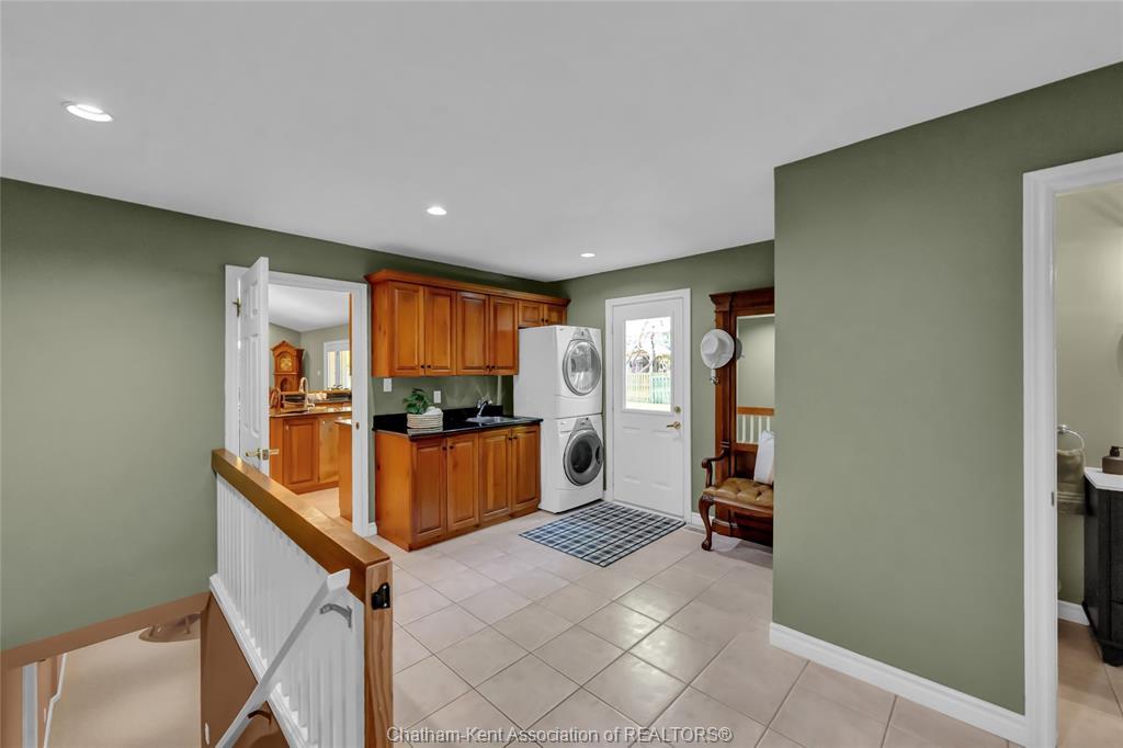 27 Cramar Crescent, Chatham, ON