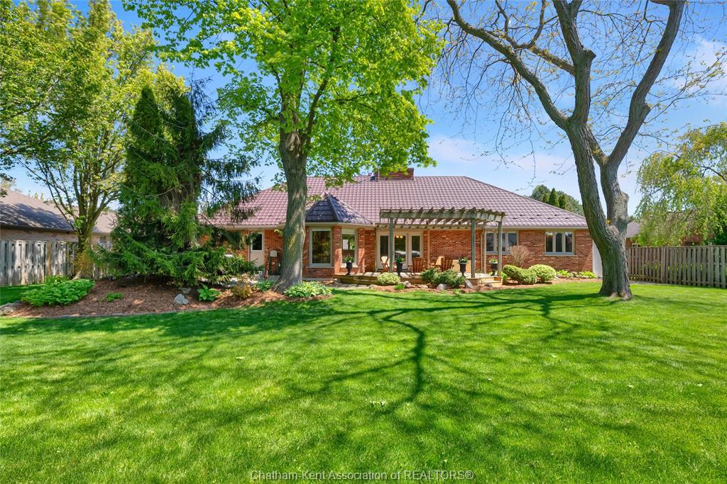 27 Cramar Crescent, Chatham, ON