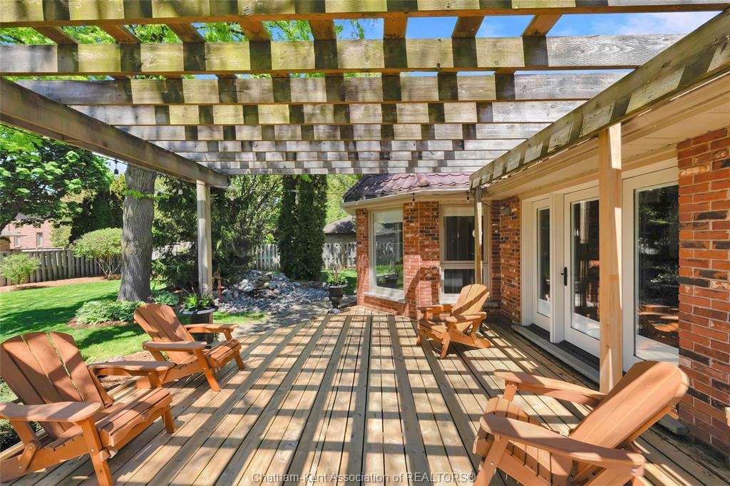 27 Cramar Crescent, Chatham, ON
