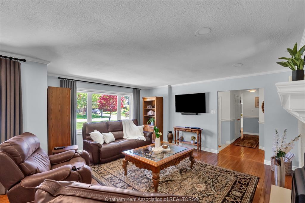 27 Cramar Crescent, Chatham, ON