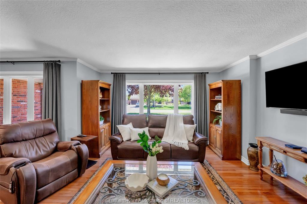 27 Cramar Crescent, Chatham, ON
