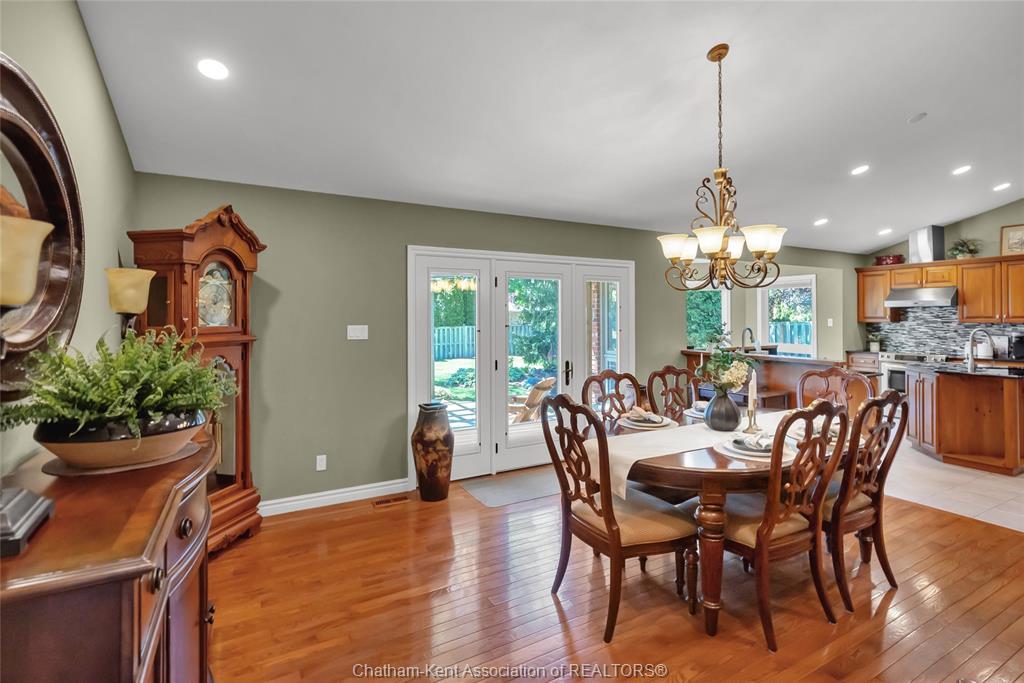 27 Cramar Crescent, Chatham, ON