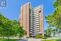 1007 - 3025 QUEEN FREDERICA DRIVE Mississauga, ON L4Y 3A1