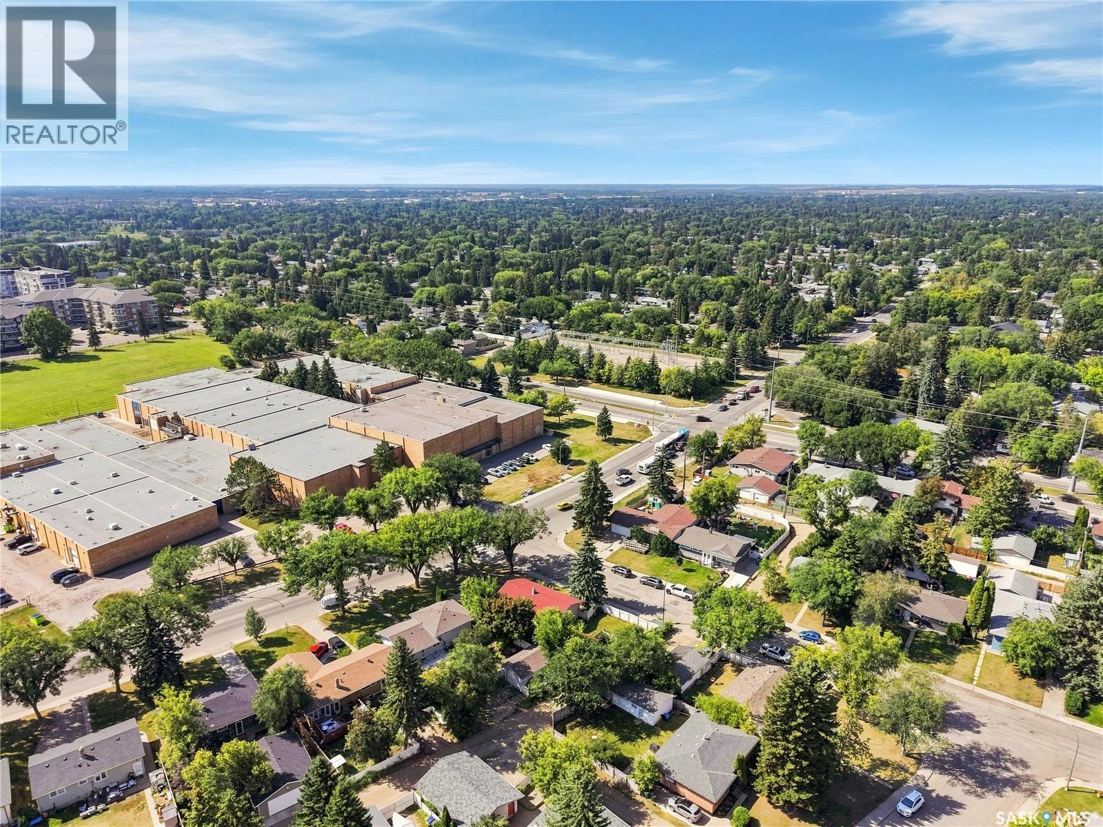 2301 Taylor Street E, Saskatoon, SK