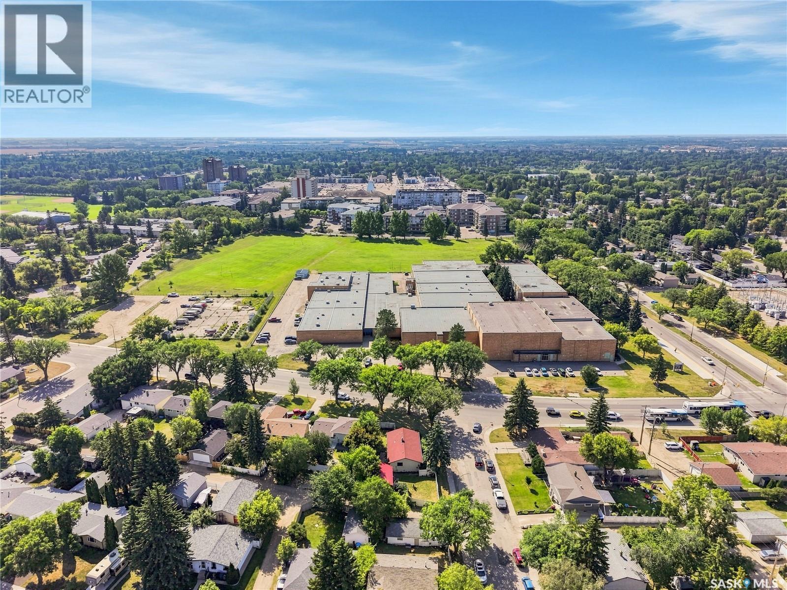 2301 Taylor Street E, Saskatoon, SK