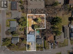 429 ANCASTER AVENUE Ottawa, ON K2B 5B6