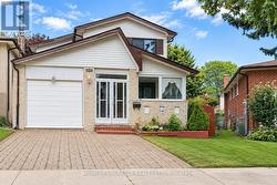 19 SHADEMASTER COURT Toronto, ON M1B 1Y5