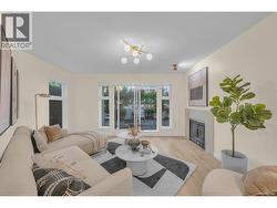 101 1924 COMOX STREET  Vancouver, BC V6G 1R4