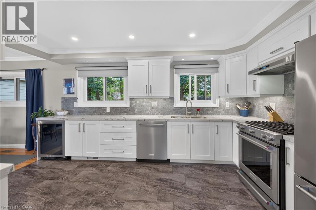 48 Margate Avenue, Hamilton, ON