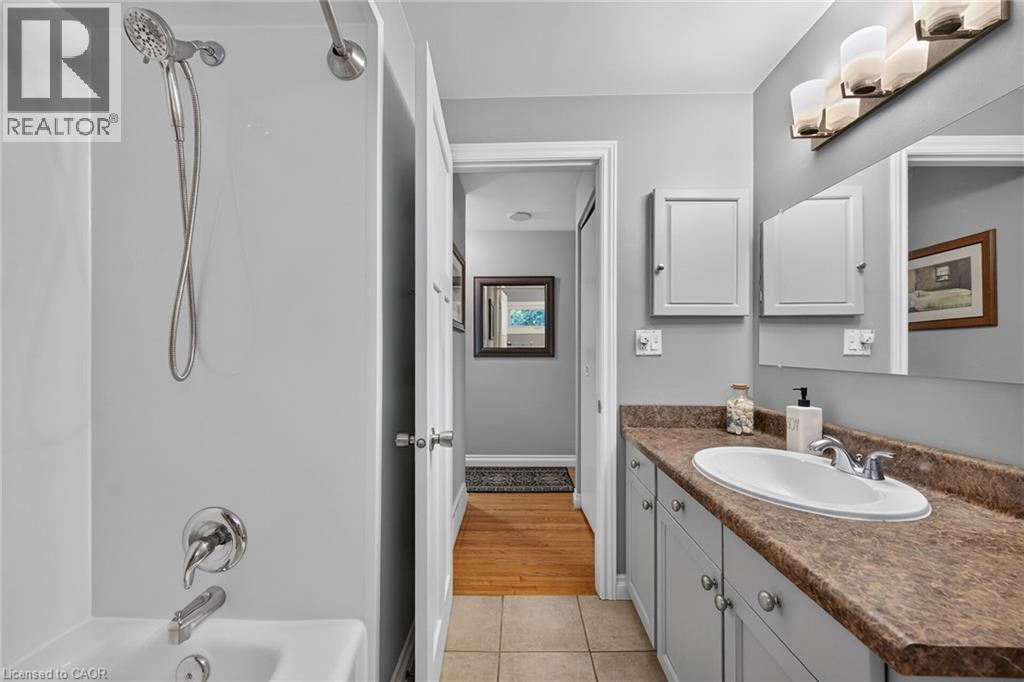 48 Margate Avenue, Hamilton, ON