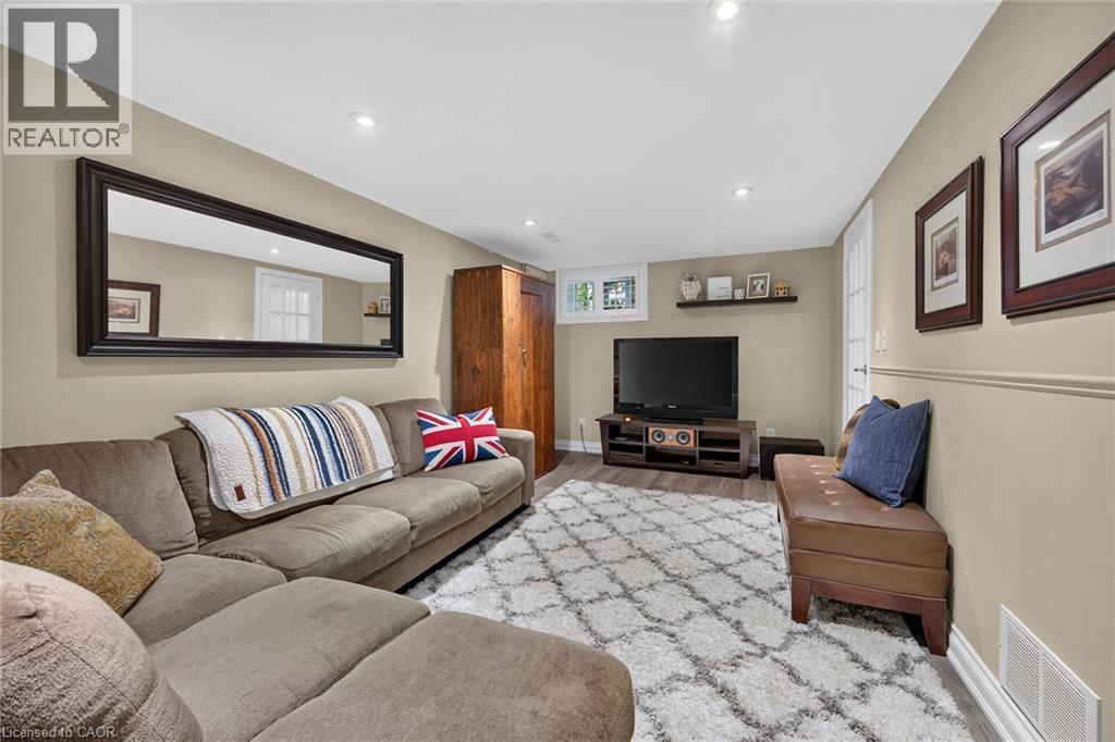 48 Margate Avenue, Hamilton, ON