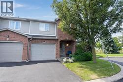 800 PARAMOUNT Drive Unit# 56  Stoney Creek, ON L8J 3V8