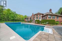 182 RIVER DRIVE Petawawa, ON K8A 6W7