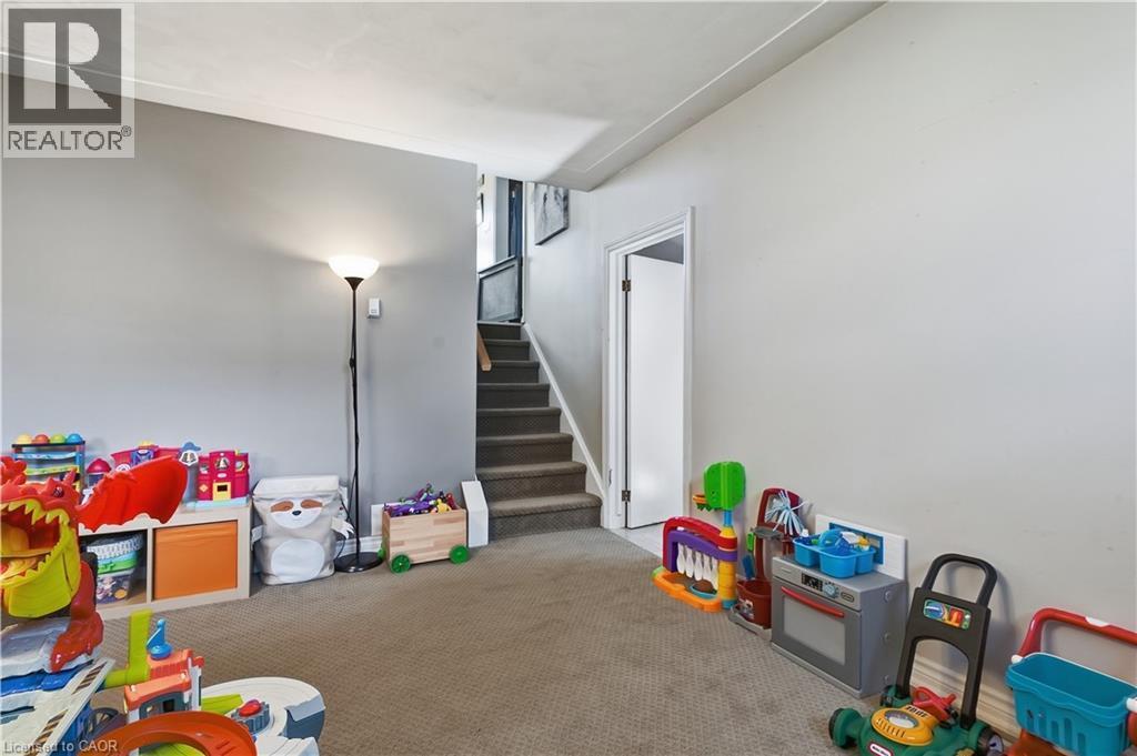 180 Terrace Drive, Hamilton, ON