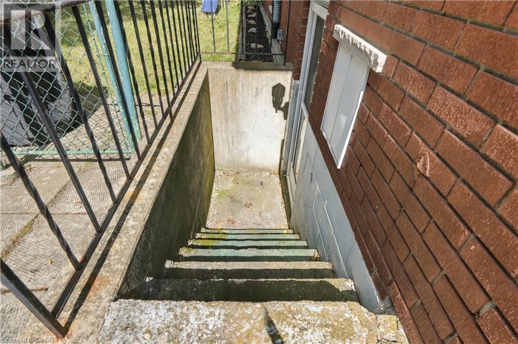 180 Terrace Drive, Hamilton, ON