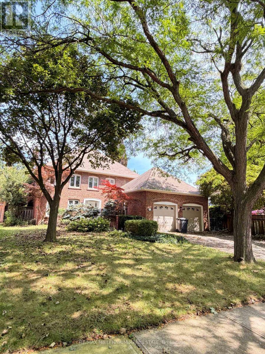 3501 Kingbird Court, Mississauga, ON