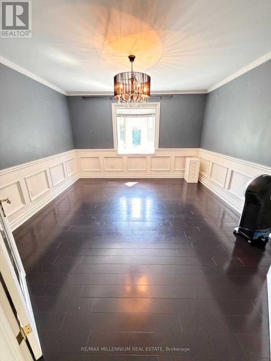 3501 Kingbird Court, Mississauga, ON