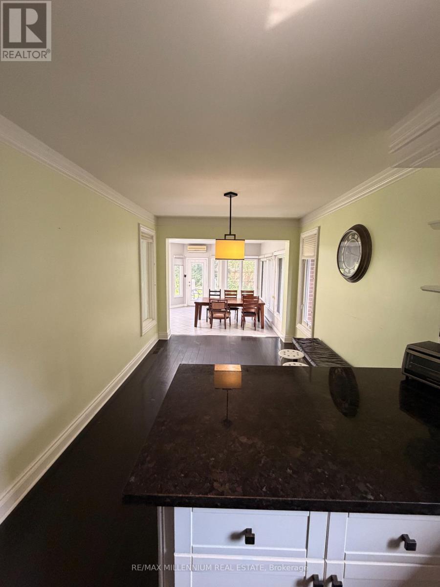 3501 Kingbird Court, Mississauga, ON