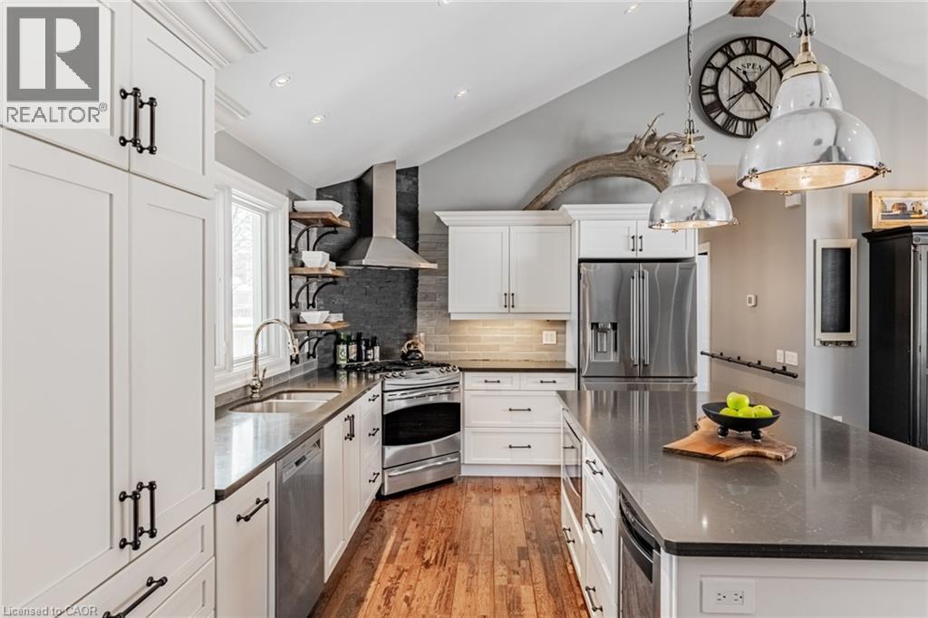 4380 Spruce Avenue, Burlington, ON