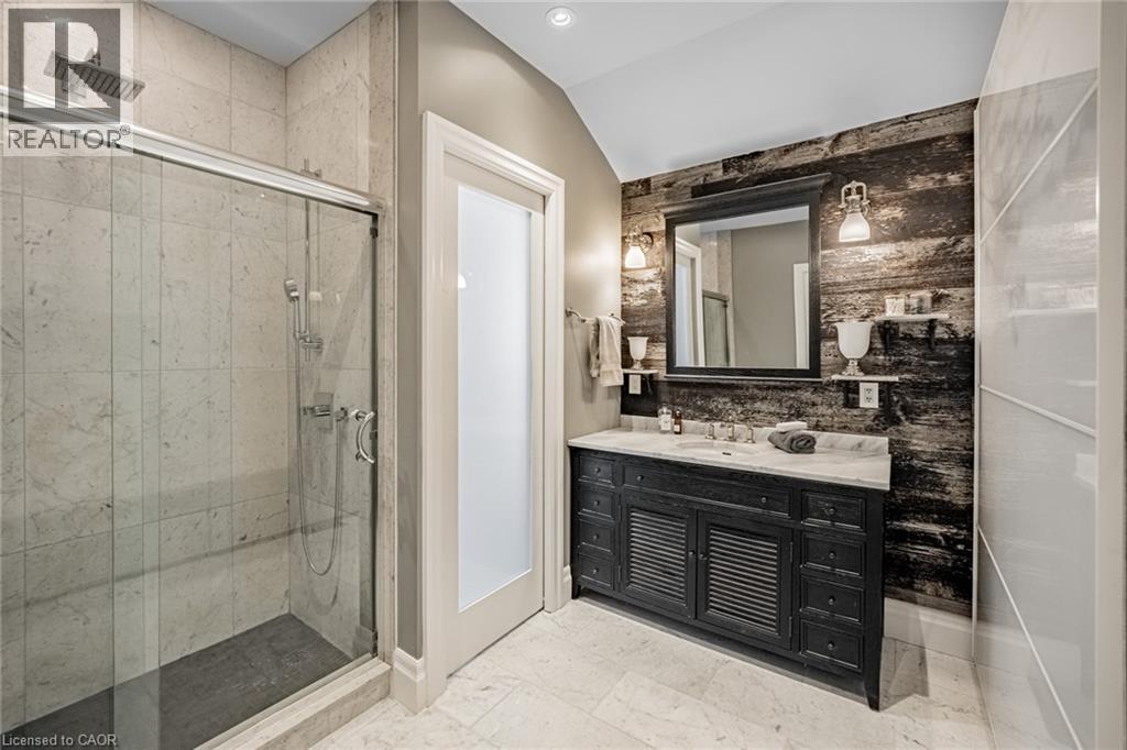 4380 Spruce Avenue, Burlington, ON