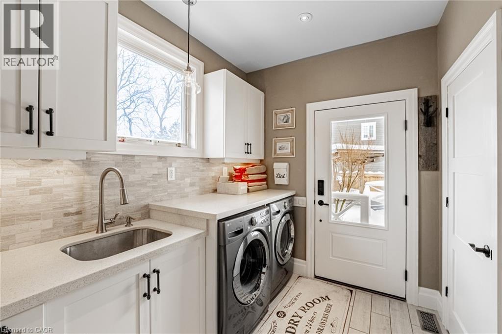 4380 Spruce Avenue, Burlington, ON