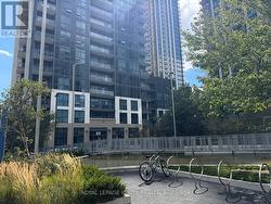 310 - 10 MEADOWGLEN PLACE Toronto, ON M1G 0A8