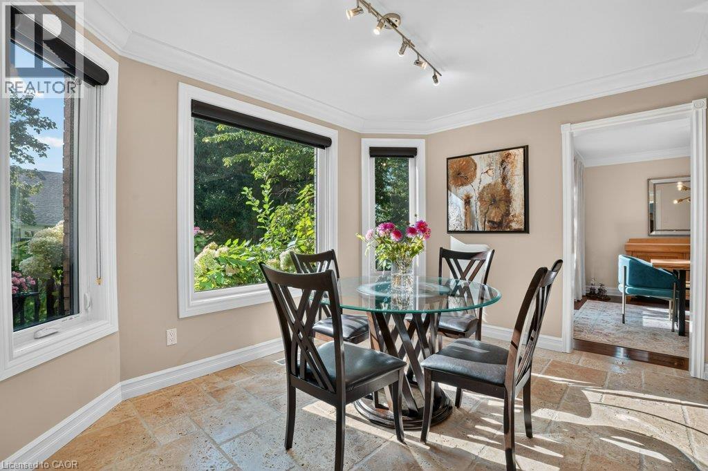 Breakfast Nook - 12 Beasley Crescent, Cambridge, ON