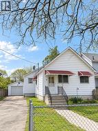 261 PROCTOR STREET Sarnia, ON N7T 3G9