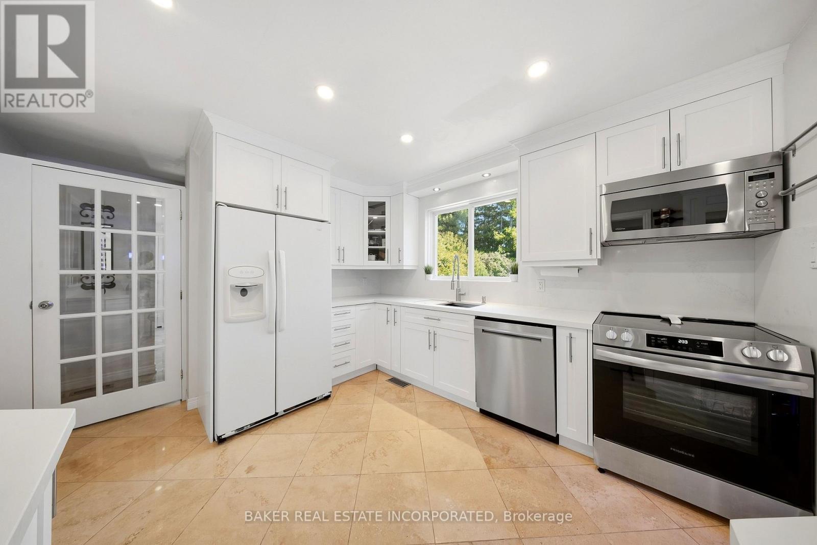 3415 Schomberg Avenue, Mississauga, ON