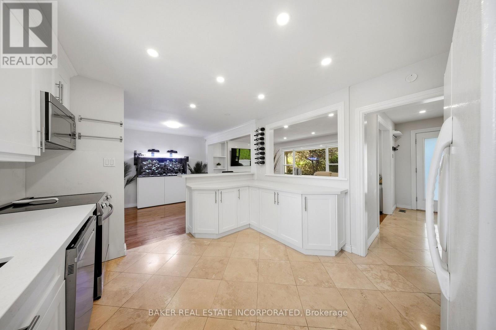 3415 Schomberg Avenue, Mississauga, ON