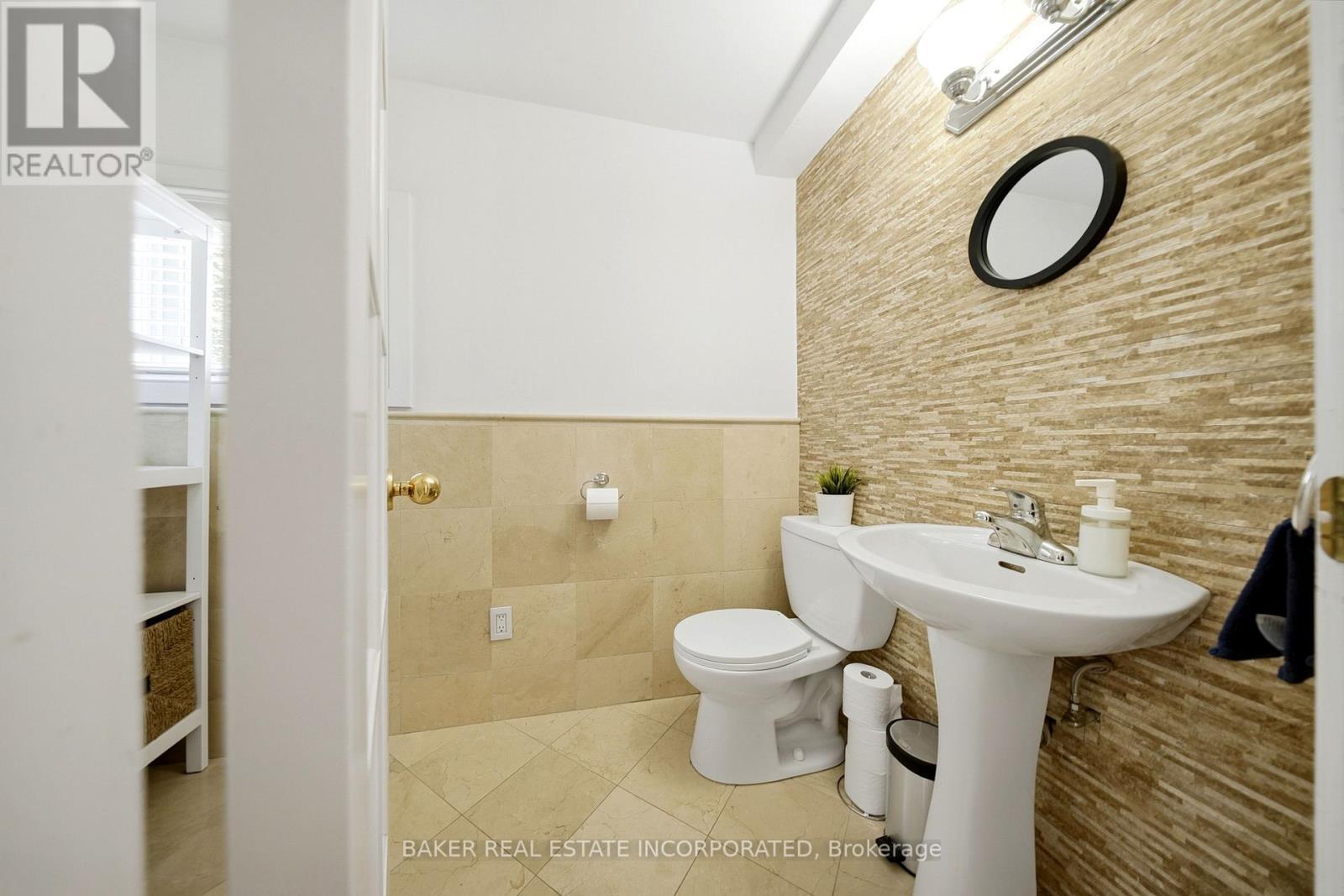 3415 Schomberg Avenue, Mississauga, ON
