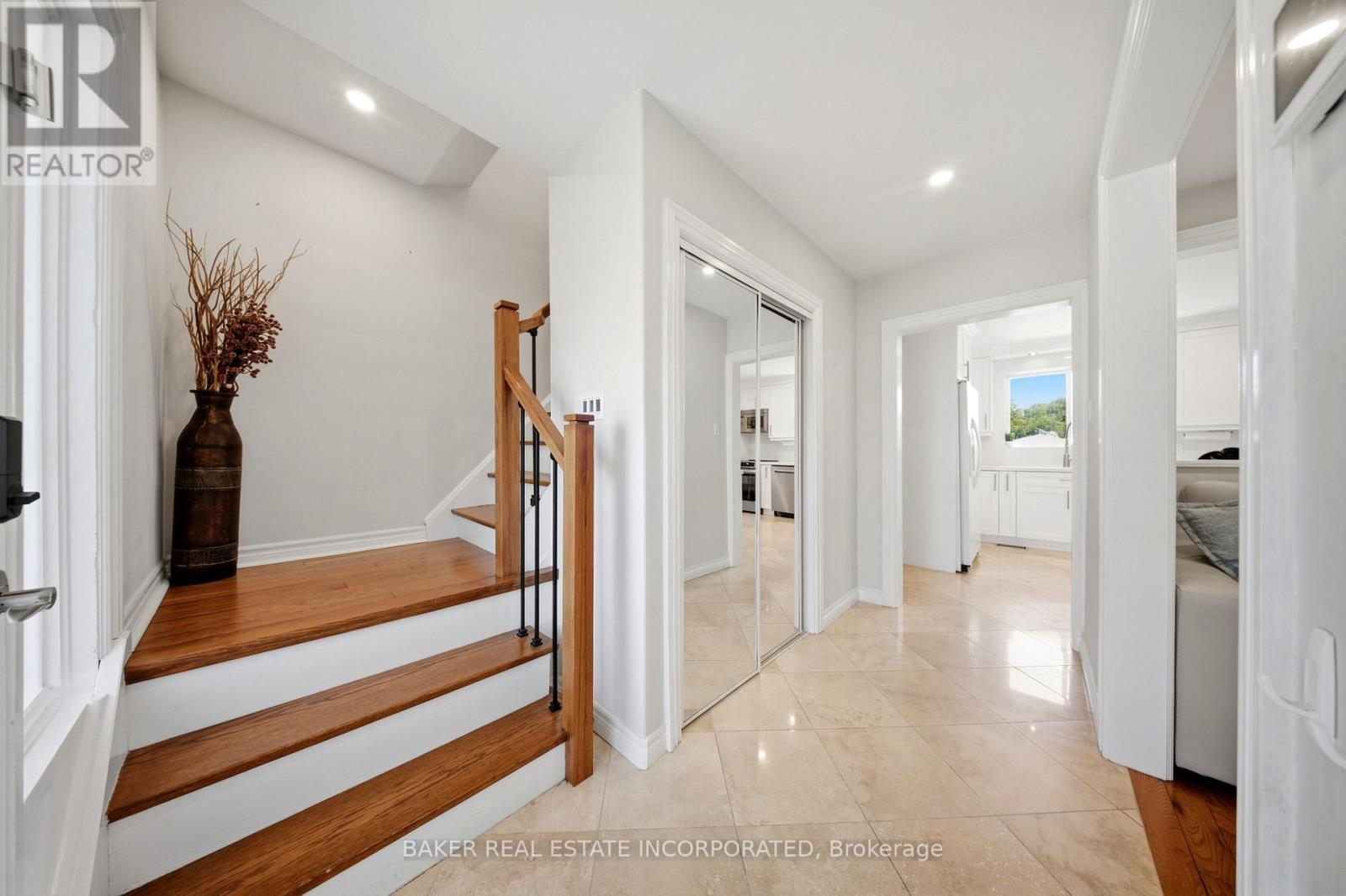 3415 Schomberg Avenue, Mississauga, ON