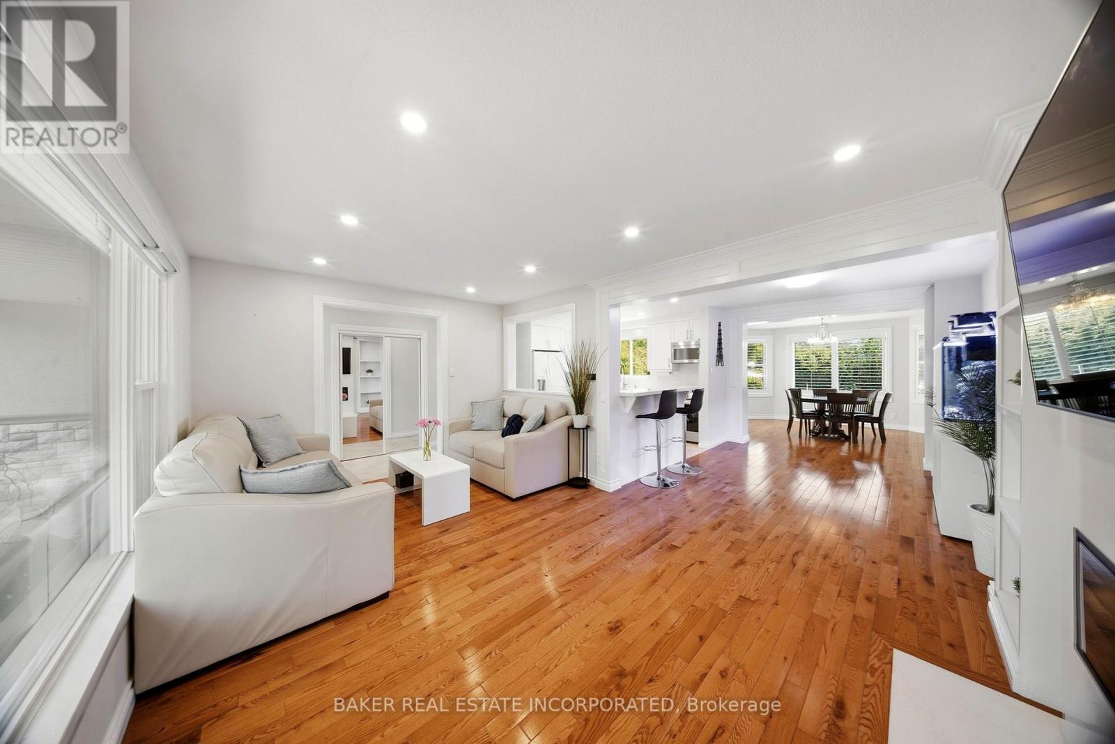 3415 Schomberg Avenue, Mississauga, ON