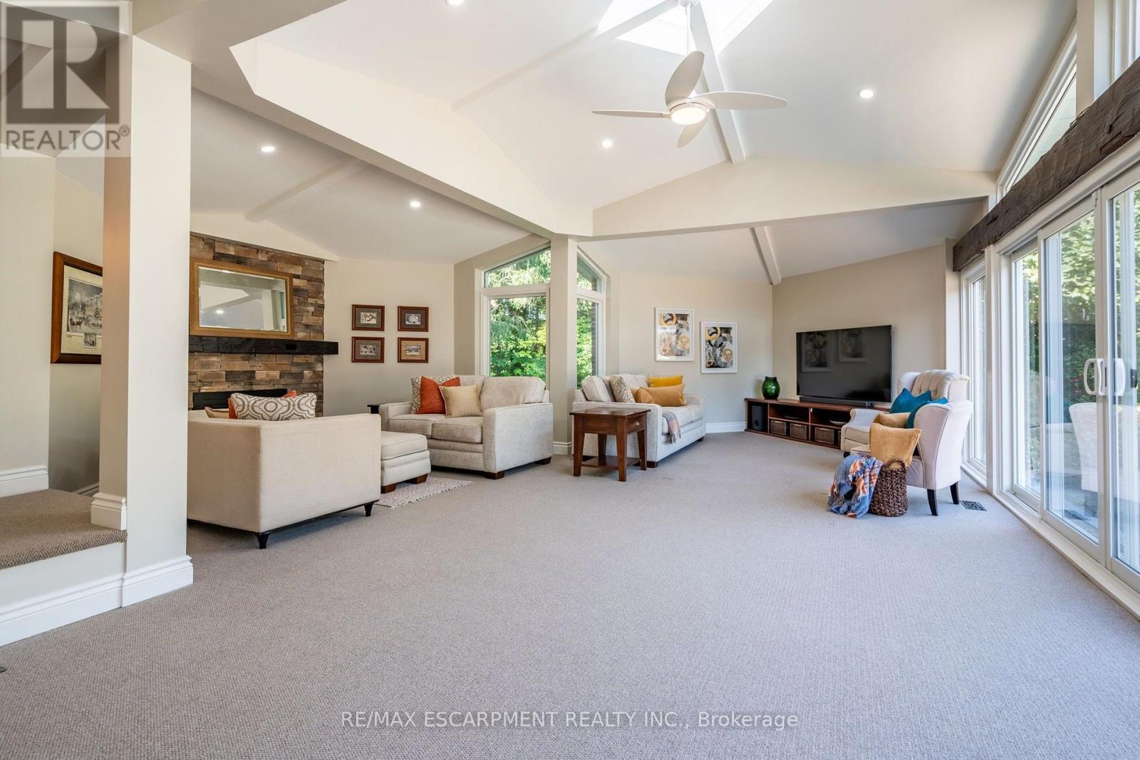2159 Britannia Road, Burlington, ON