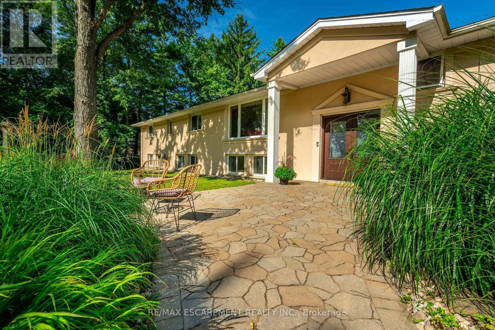 2159 Britannia Road, Burlington, ON