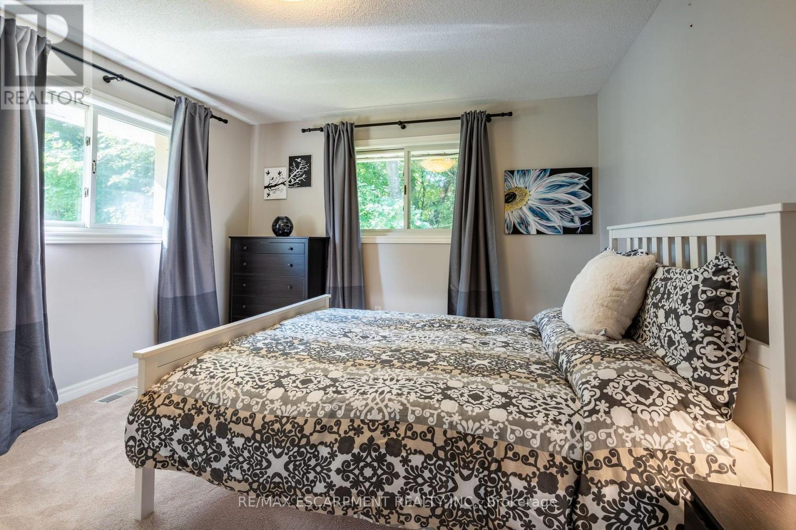 2159 Britannia Road, Burlington, ON