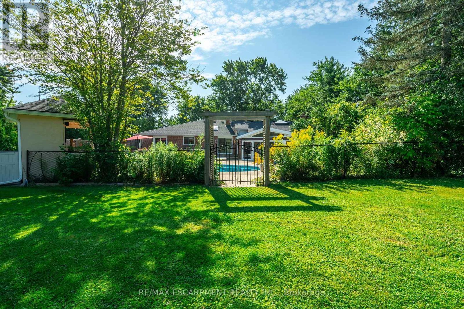 2159 Britannia Road, Burlington, ON