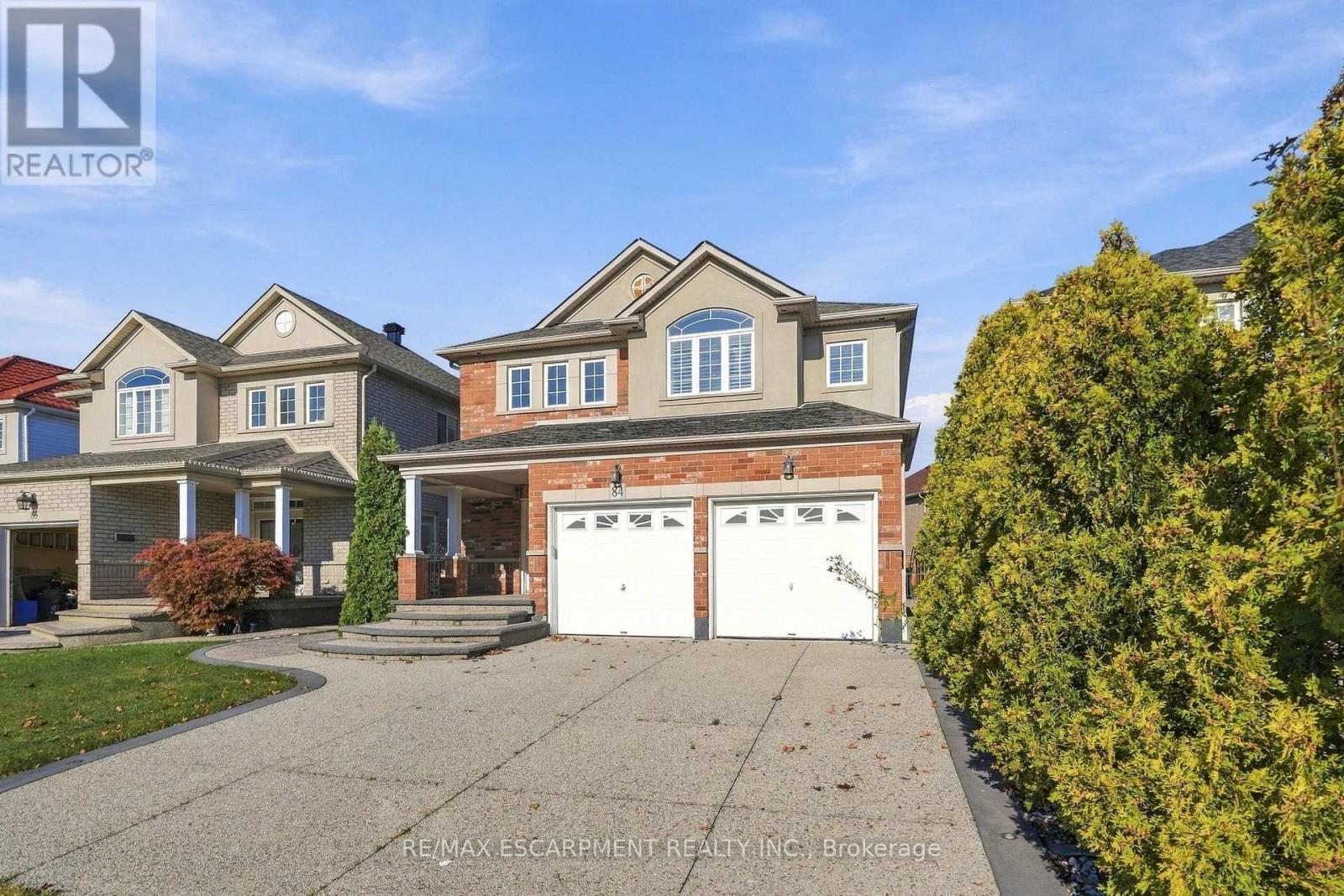 84 Deerborn Drive, Hamilton, ON