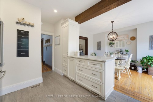394 Charlton Avenue W, Hamilton, ON 